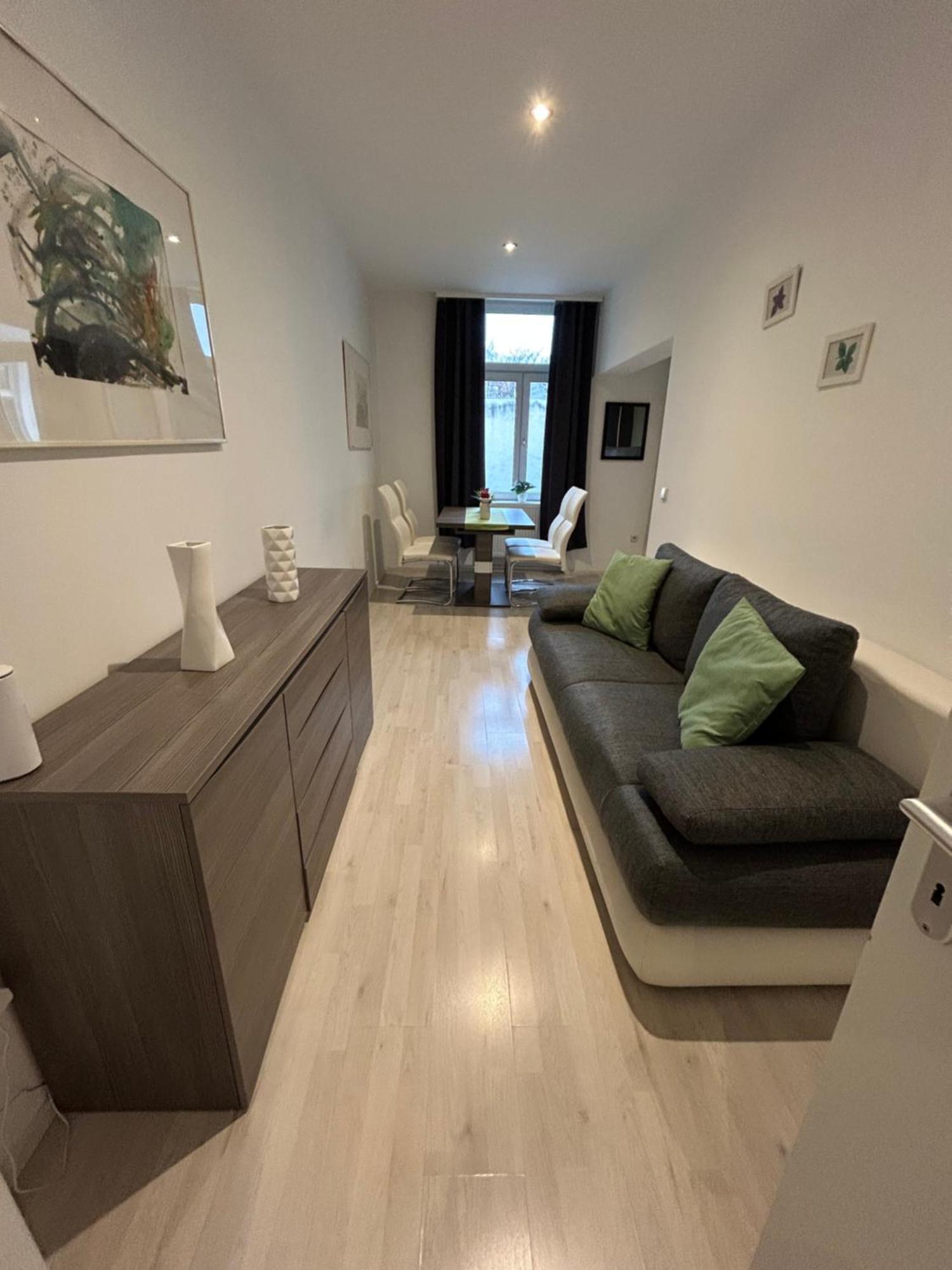 Schoene, Helle Wohnung In Stadtnaehe Vienne Extérieur photo