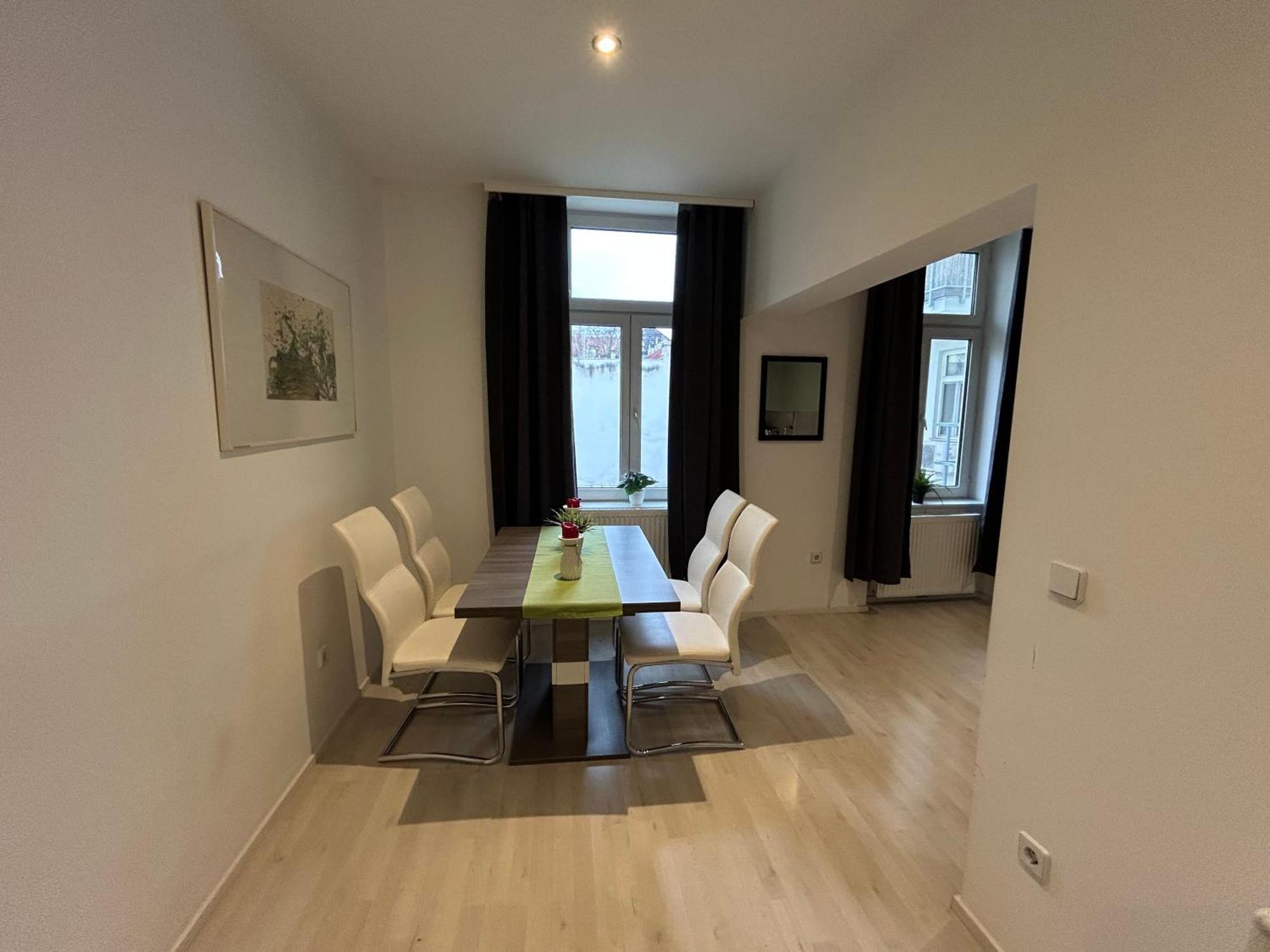 Schoene, Helle Wohnung In Stadtnaehe Vienne Extérieur photo